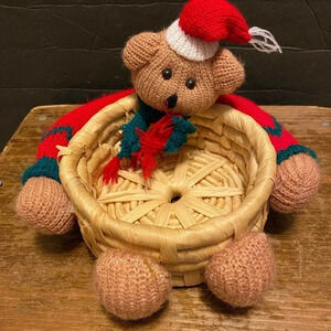 Super Cute Handmade Bear Hug Mini Round Christmas Basket